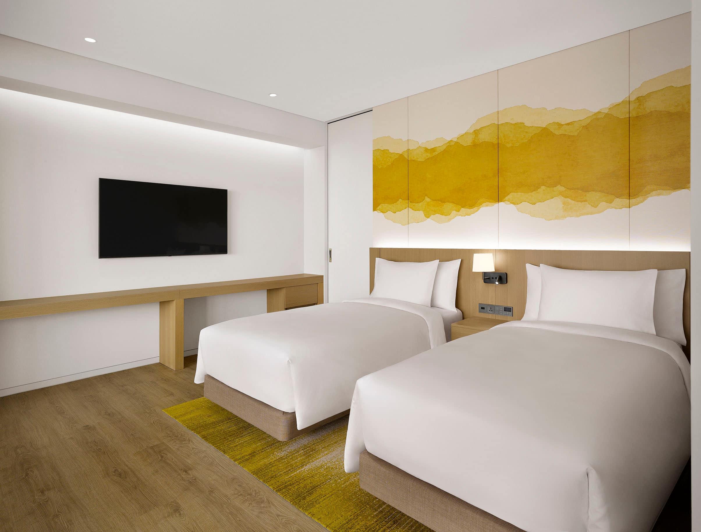 One Bedroom Suite(2)