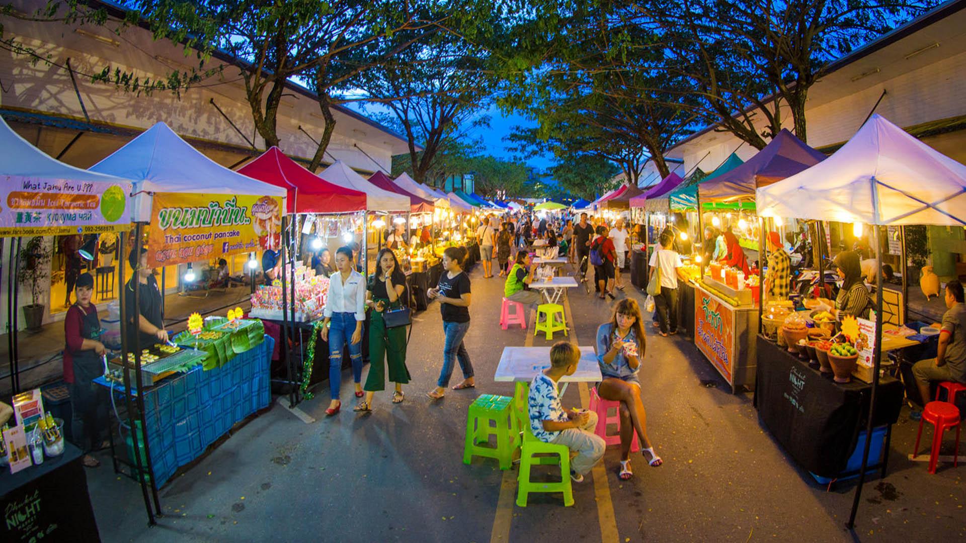 Friday Night Market at Boat Avenue-Banner image