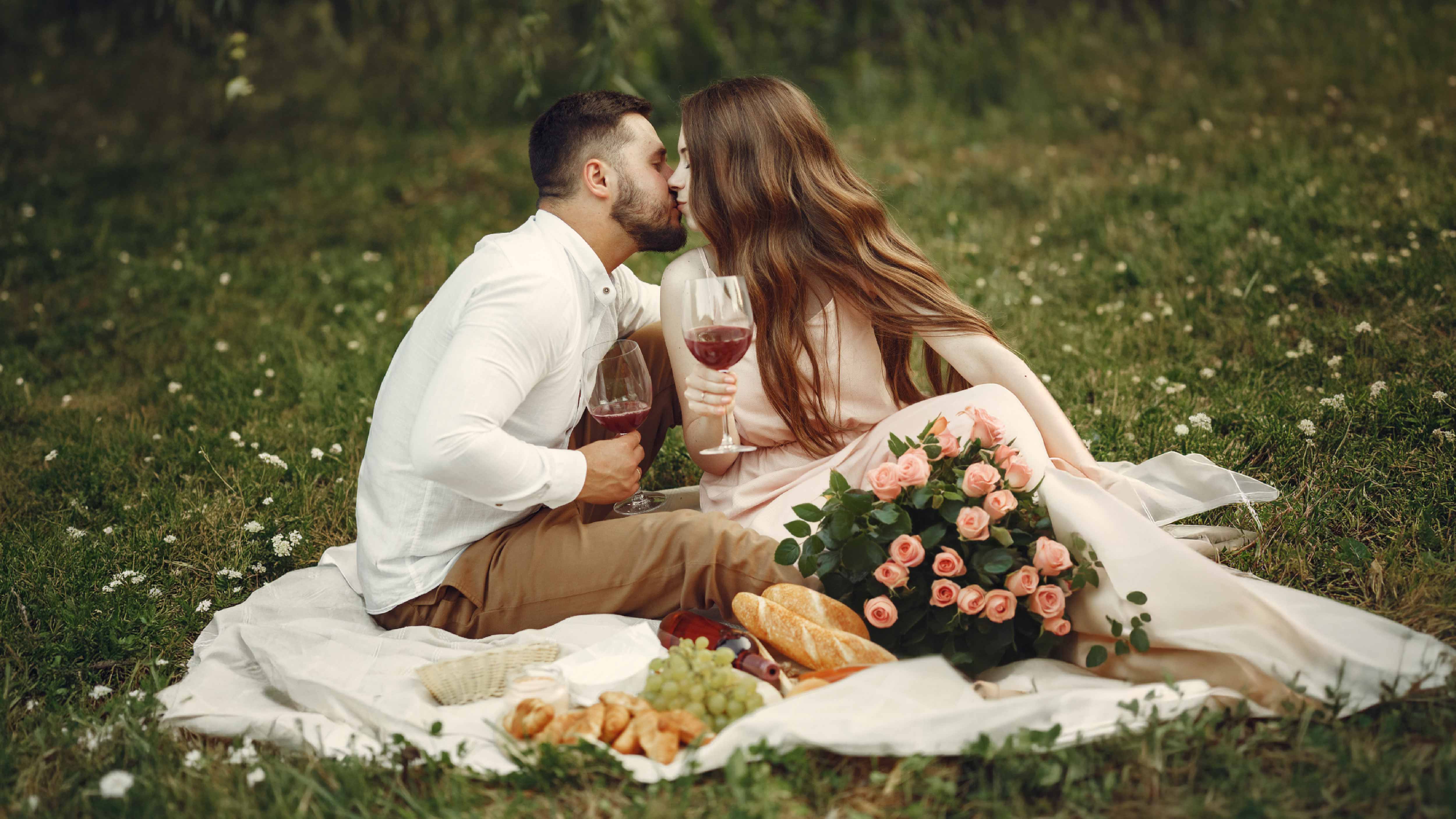 Celebrate the season of love and new beginnings with romantic Valentine’s dinners and festive Chinese New Year feasts, thoughtfully crafted for moments worth sharing.