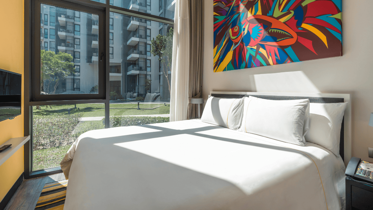 Stay two consecutive nights and enjoy the third night with our compliments, including daily breakfast.