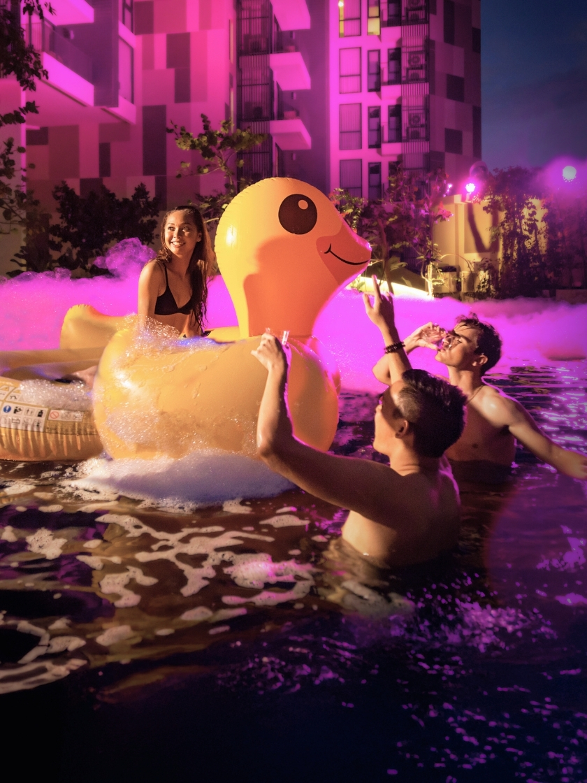 Are you ready to splash, dance and go all out this Songkran? Foam-filled fun, live DJ beats and dazzling cabaret shows set the vibe, with bold bites, refreshing drinks and a poolside crowd ready to celebrate loud, wet and unforgettable.